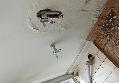 巴林右卫生间测漏水