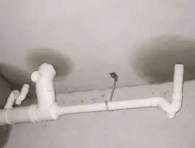 巴林右卫生间测漏水的几种情景